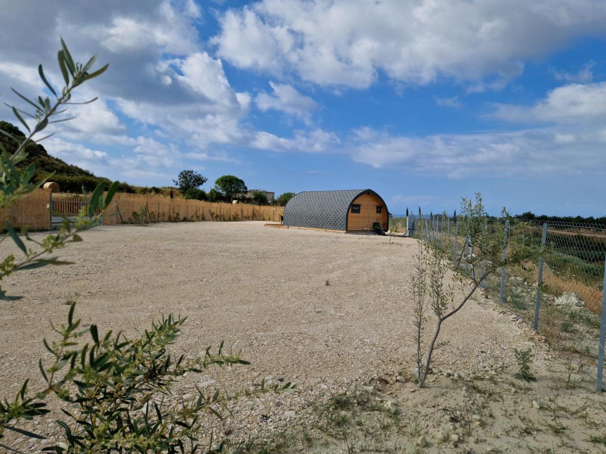 Glamping Pod Hotell Prodromi Eksteriør bilde